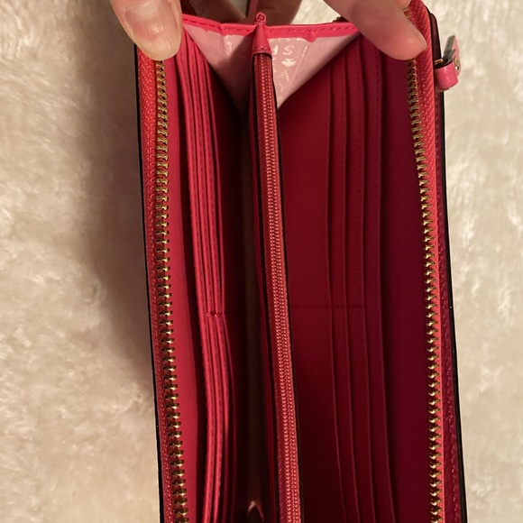 NWOT Kate Spade Wristlet Wallet - Picture 5 of 8